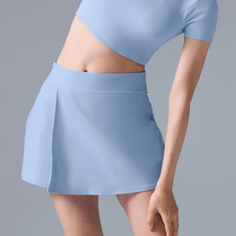 NWT ALO Yoga Alosoft Backspin Skirt blue size M